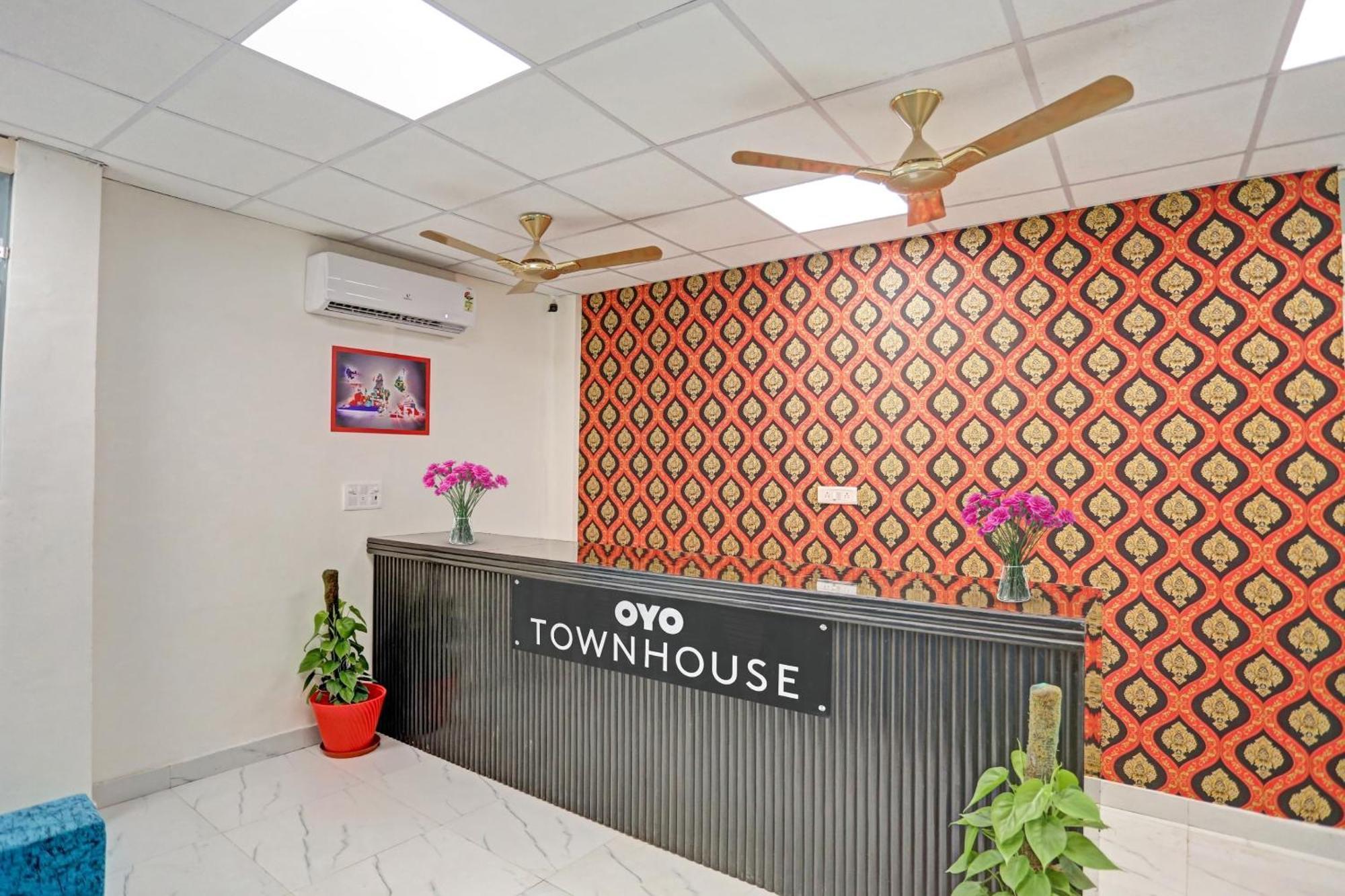 Hotel O Heritage Inn Noida Exterior foto